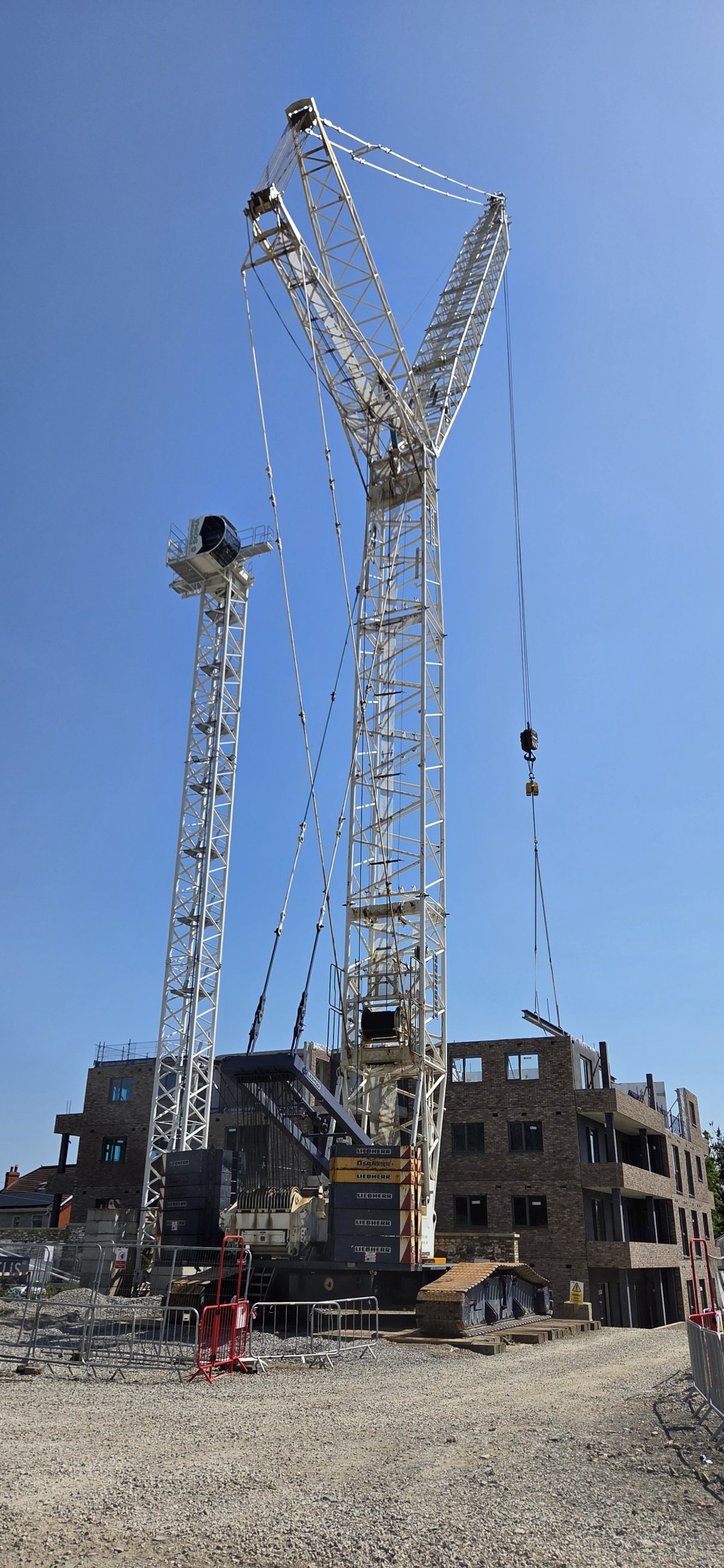Hampton 38-Unit Precast Build
